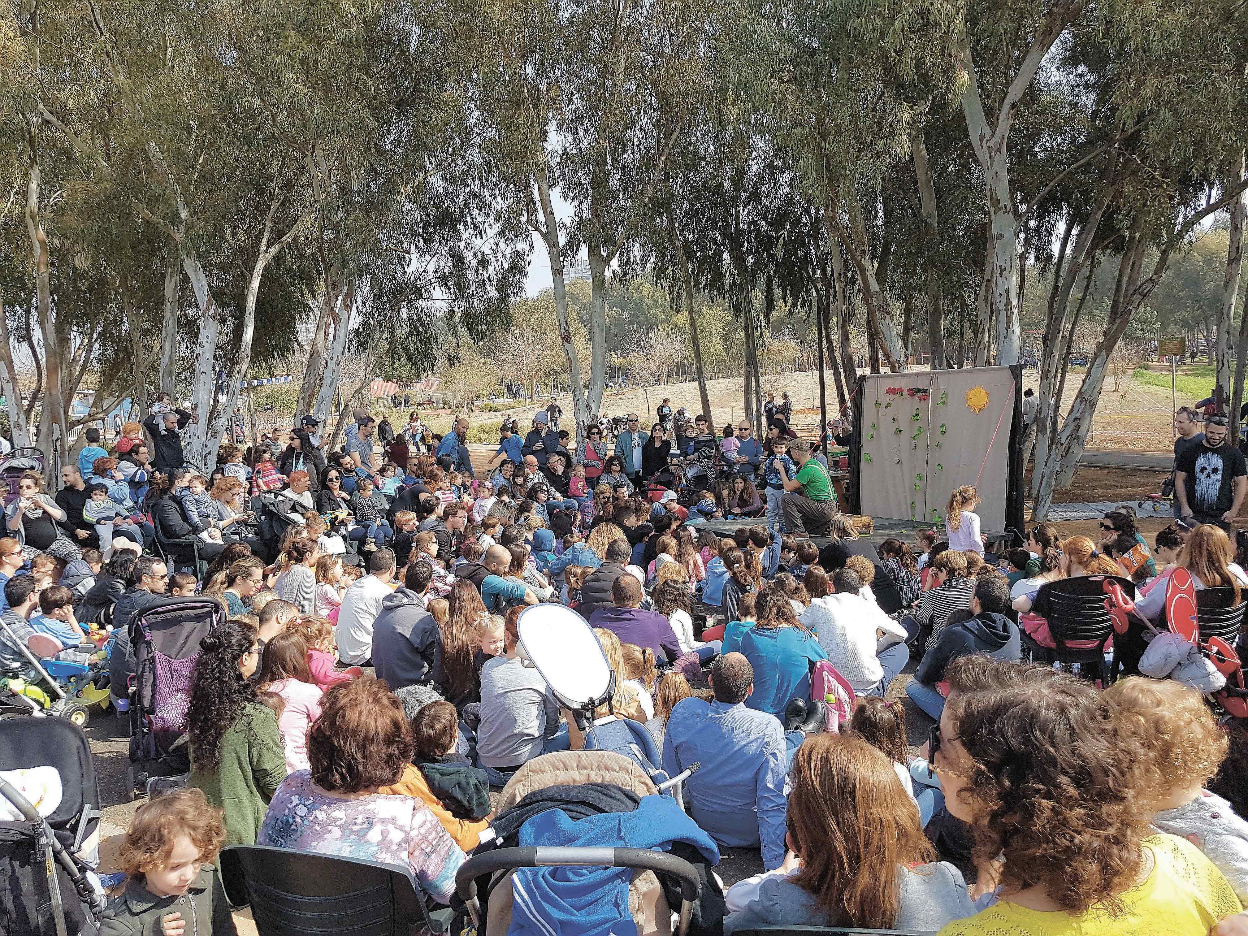 "ההשקעה בטיפוח העיר יורדת לטמיון ללא חינוך לסביבה ירוקה ומחזור"