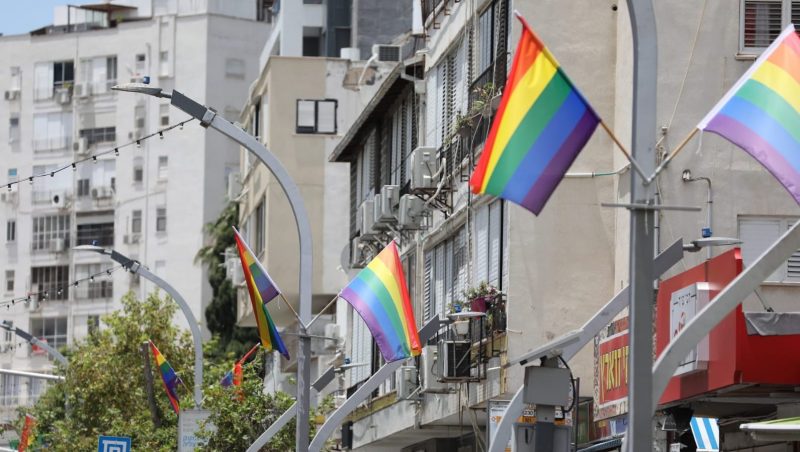 מועצת העיר אישרה: זוגות להט"ב ייהנו מזכויות של זוגות נשואים